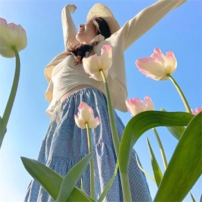 天上掉下个玄学小仙妻